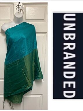 UNBRANDED Two Tone Linen Scarf Shawl
Wrap